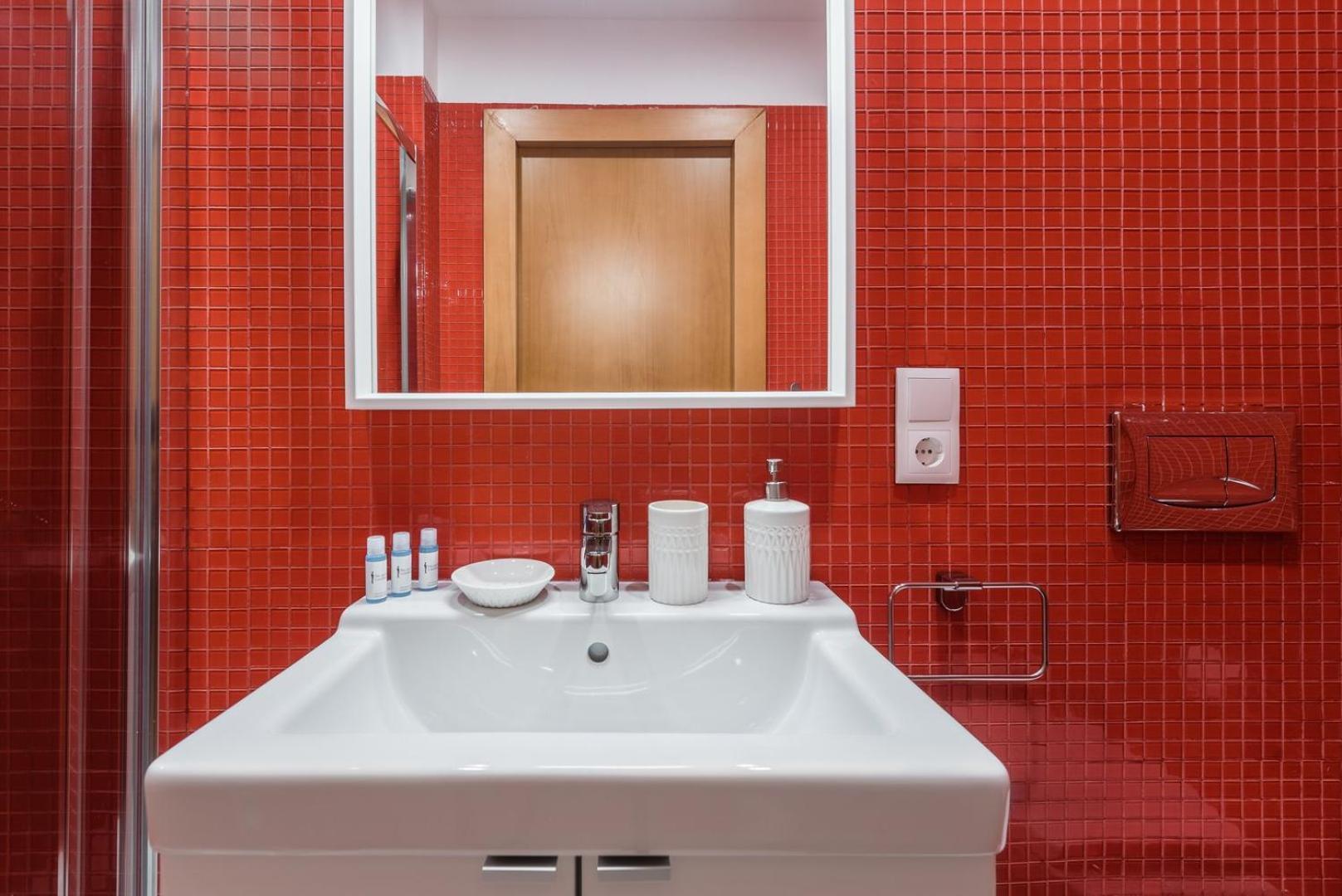 Guestready - Chic Cityscape Stay Порто Екстериор снимка
