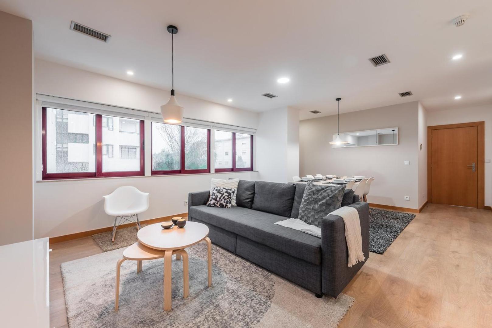 Guestready - Chic Cityscape Stay Порто Екстериор снимка